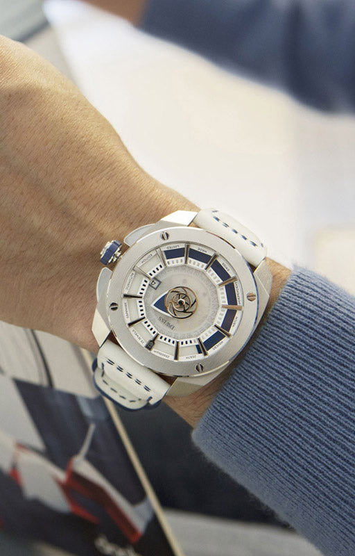 RS1-SL-Automatic w/ Strap- design awarded automatic swiss made watch with DWISS signature time display
