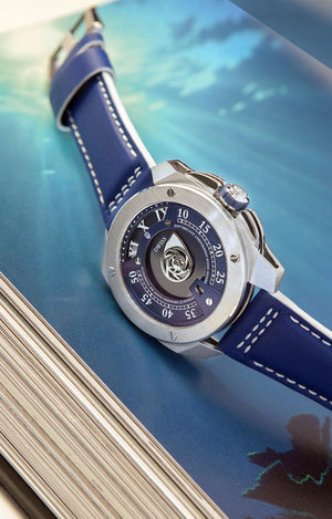 RC1-SL-Automatic w/ Strap- design awarded automatic swiss made watch with DWISS mysterious time display